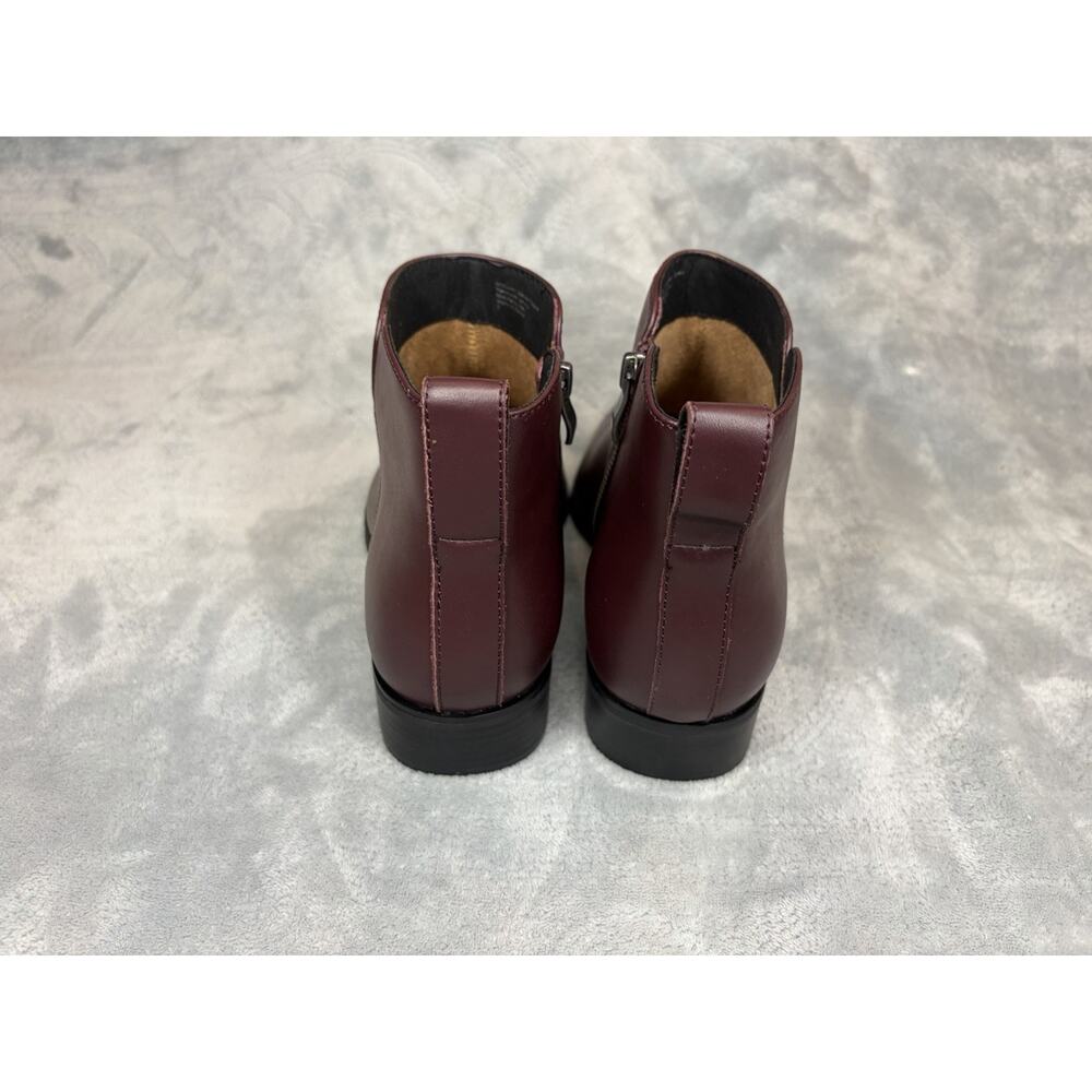 WYDR Studios Metro Muse Everyday Zip Bootie Wine Red Leather Women's Size 9 - Picture 8 of 10